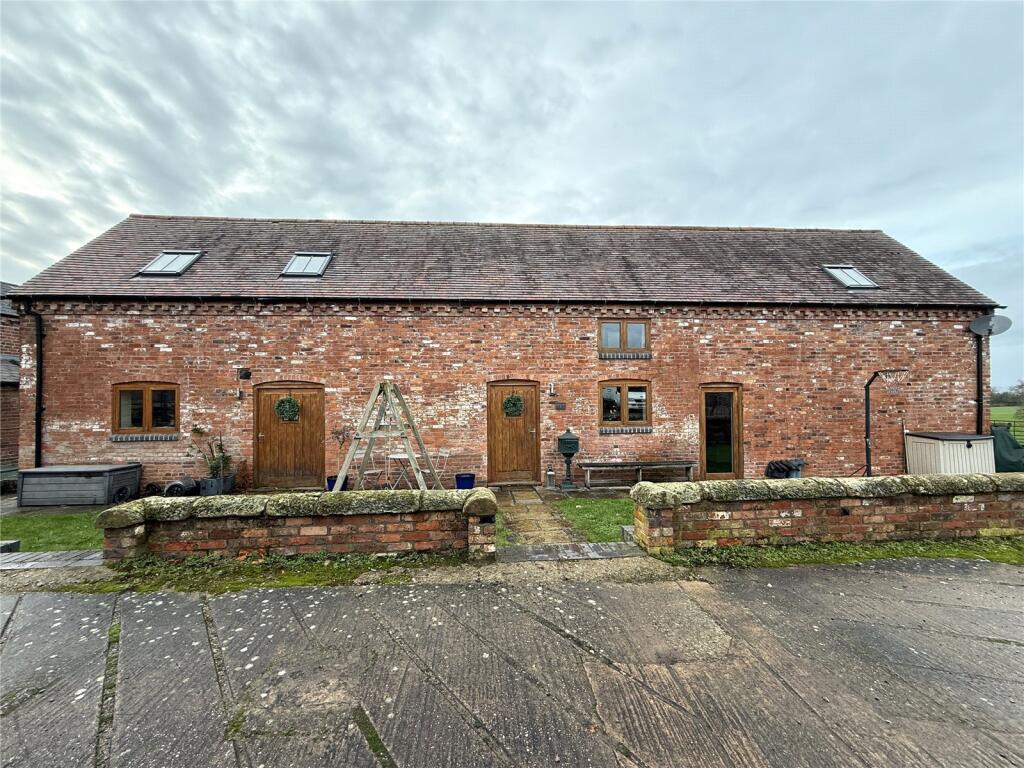 3 bed Barn Conversion for rent in Buttonoak. From Doolittle & Dalley - Kidderminster