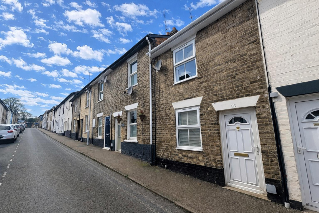 2 bed Mid Terraced House for rent in Haverhill. From Balmforth - Haverhill
