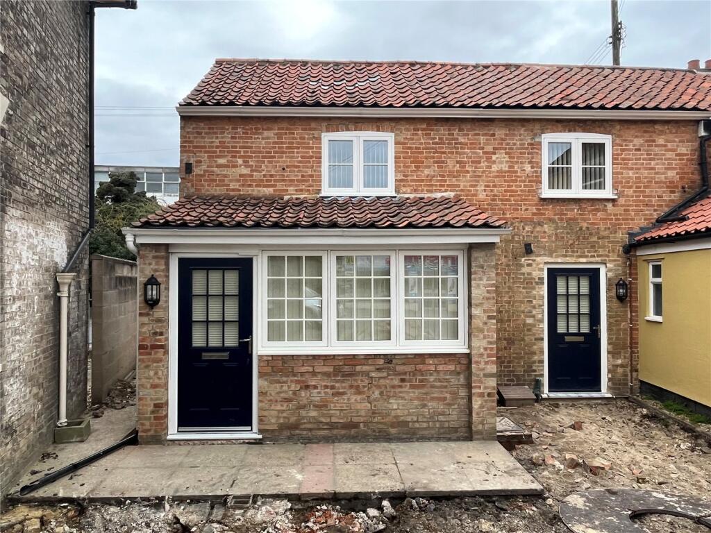 1 bed Mid Terraced House for rent in Mildenhall. From Balmforth - Mildenhall 1 bed Mid Terraced House for rent in Mildenhall. From Balmforth - Mildenhall