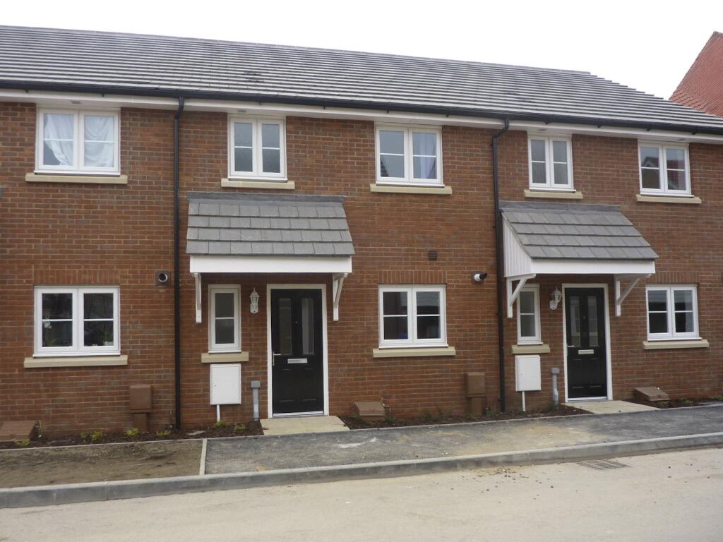 3 bed Mid Terraced House for rent in Mildenhall. From Balmforth - Mildenhall