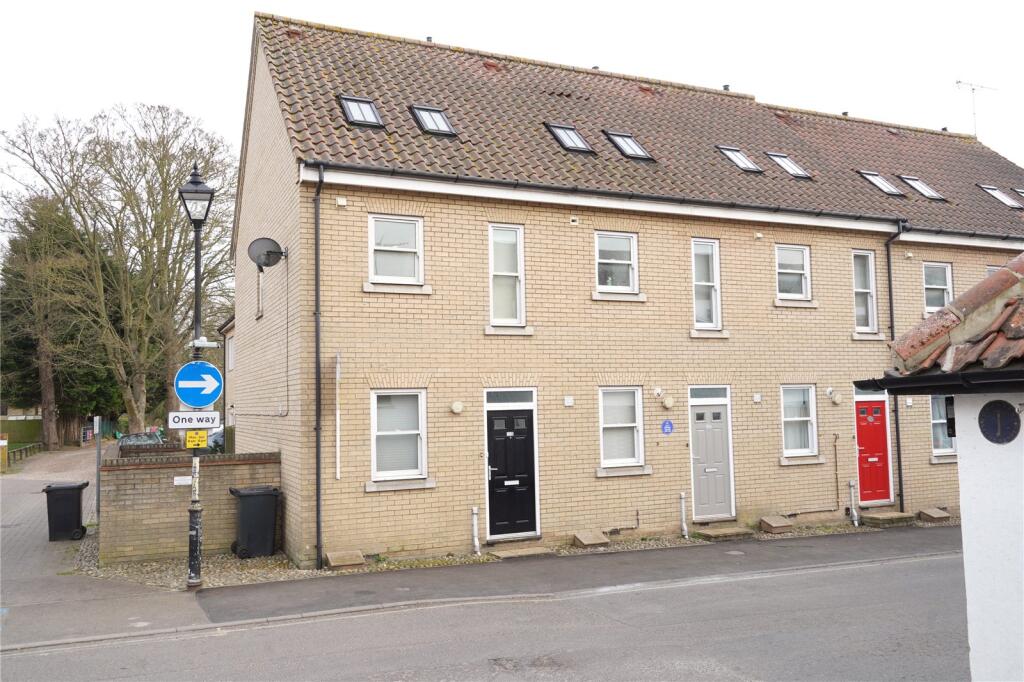 3 bed End of Terrace for rent in Mildenhall. From Balmforth - Mildenhall 3 bed End of Terrace for rent in Mildenhall. From Balmforth - Mildenhall