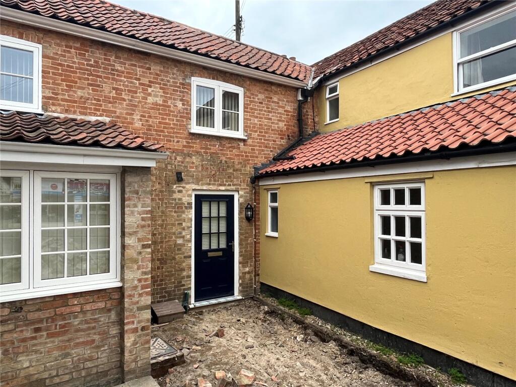1 bed Mid Terraced House for rent in Mildenhall. From Balmforth - Mildenhall