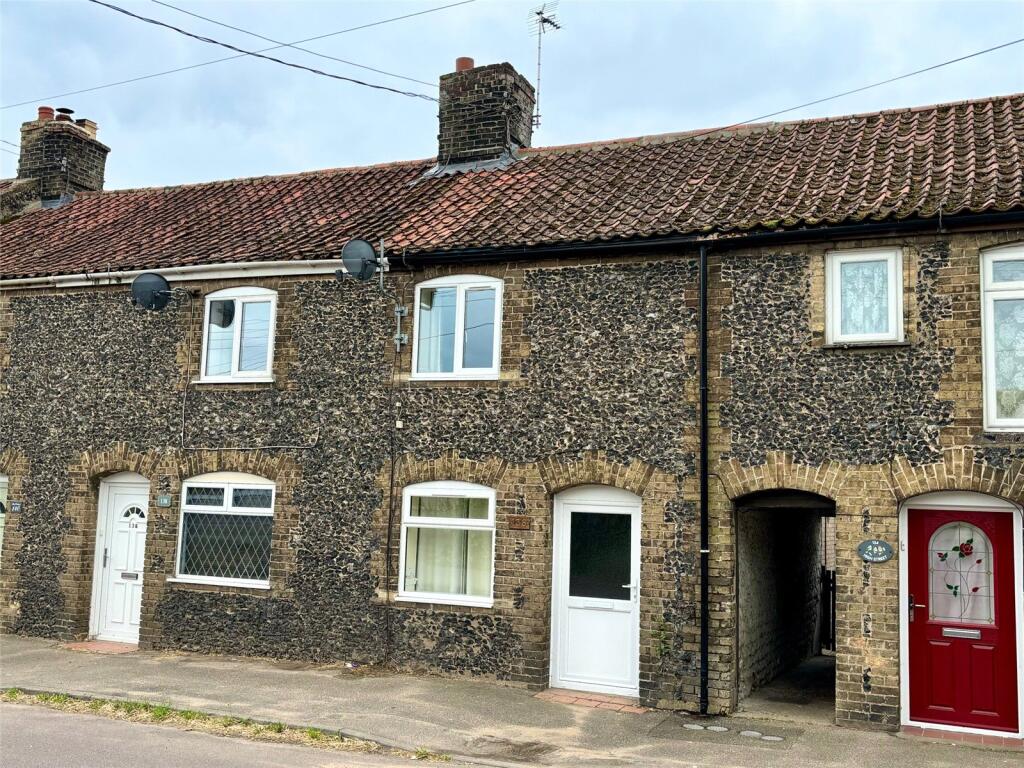 2 bed Mid Terraced House for rent in Lakenheath. From Balmforth - Mildenhall 2 bed Mid Terraced House for rent in Lakenheath. From Balmforth - Mildenhall