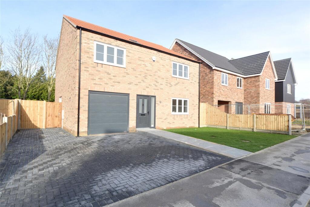 4 bed Detached for rent in Down Field. From Balmforth - Mildenhall 4 bed Detached for rent in Down Field. From Balmforth - Mildenhall