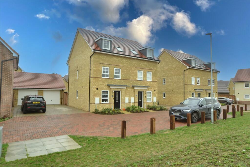 3 bed Semi Detached for rent in . From Balmforth - Mildenhall 3 bed Semi Detached for rent in . From Balmforth - Mildenhall