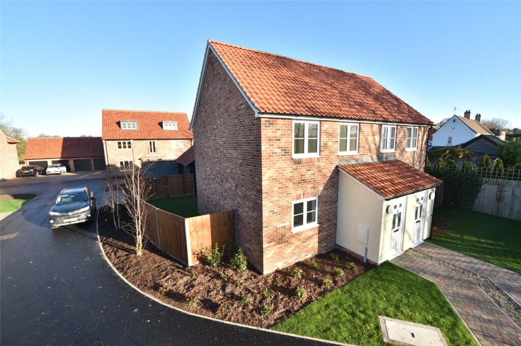 3 bed Semi Detached for rent in Mildenhall. From Balmforth - Mildenhall 3 bed Semi Detached for rent in Mildenhall. From Balmforth - Mildenhall
