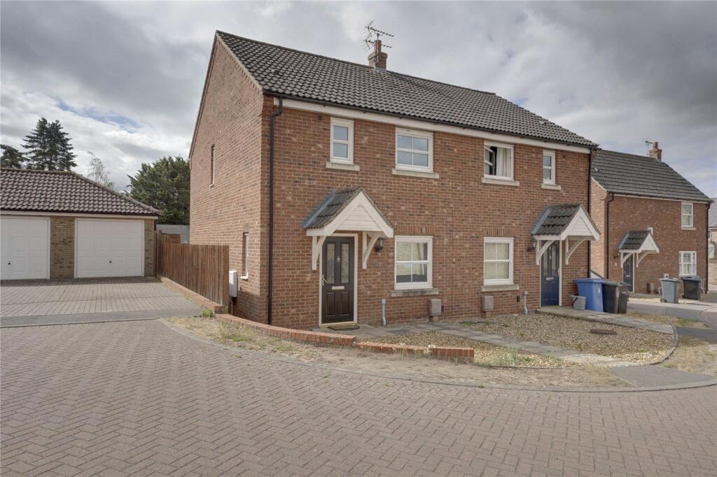 3 bed Semi Detached for rent in Lakenheath. From Balmforth - Mildenhall 3 bed Semi Detached for rent in Lakenheath. From Balmforth - Mildenhall