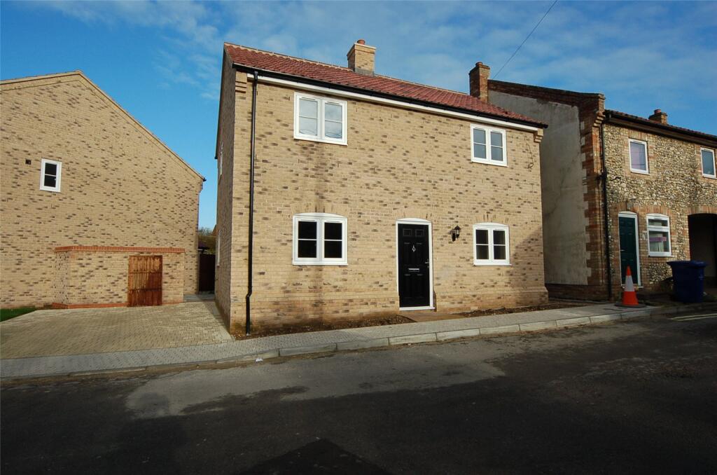3 bed Detached for rent in Lakenheath. From Balmforth - Mildenhall 3 bed Detached for rent in Lakenheath. From Balmforth - Mildenhall