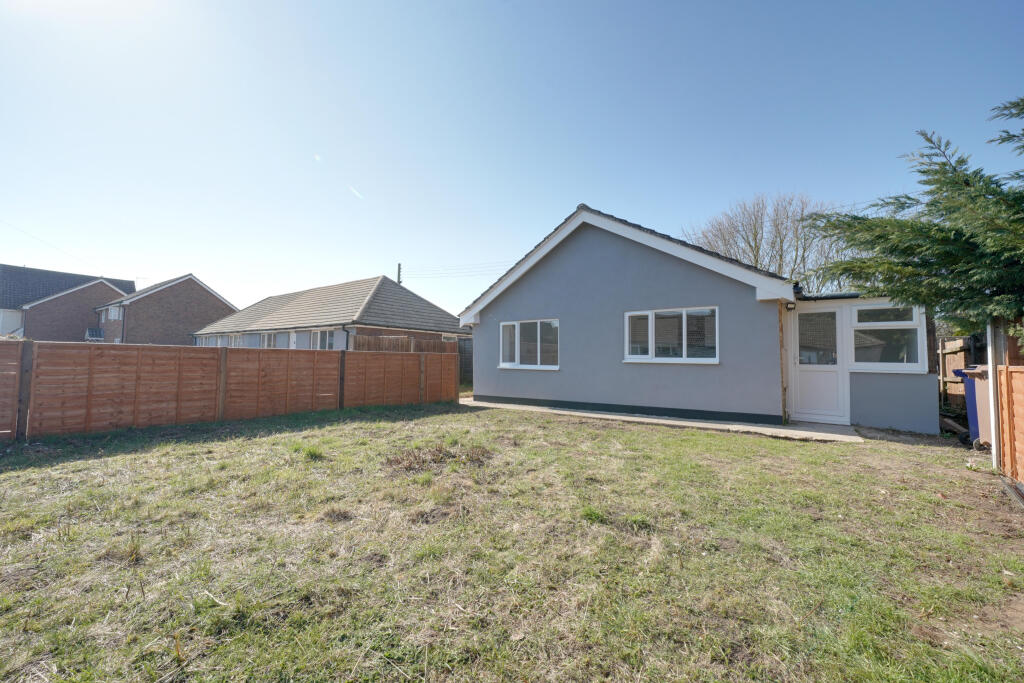 2 bed Bungalow for rent in Beck Row. From Balmforth - Mildenhall