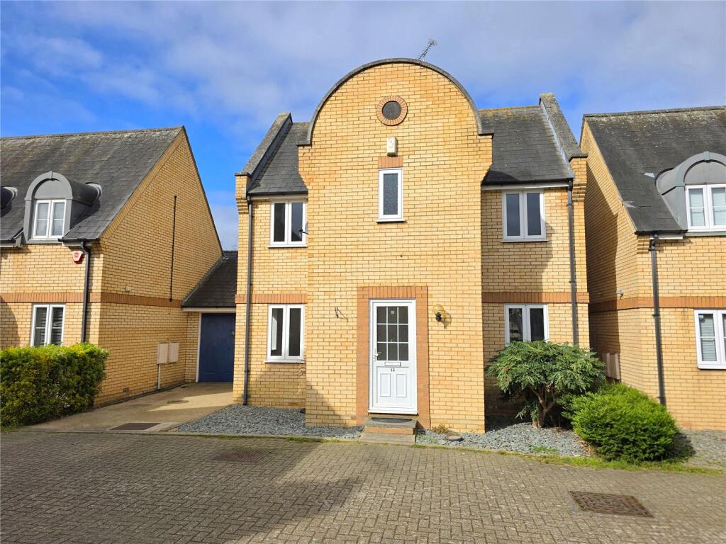 4 bed Detached for rent in Basildon. From Barrett Estate & Letting Agents - Rayleigh