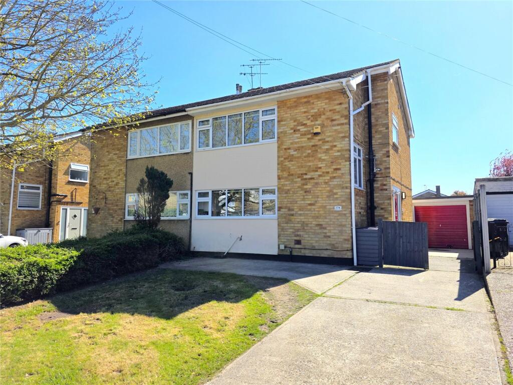 3 bed Semi Detached for rent in Rayleigh. From Barrett Estate & Letting Agents - Rayleigh 3 bed Semi Detached for rent in Rayleigh. From Barrett Estate & Letting Agents - Rayleigh