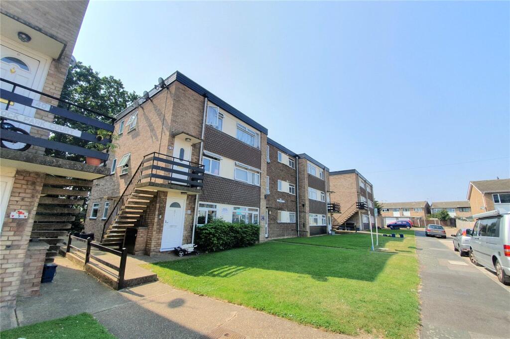 1 bed Apartment for rent in Daws Heath. From Barrett Estate & Letting Agents - Rayleigh