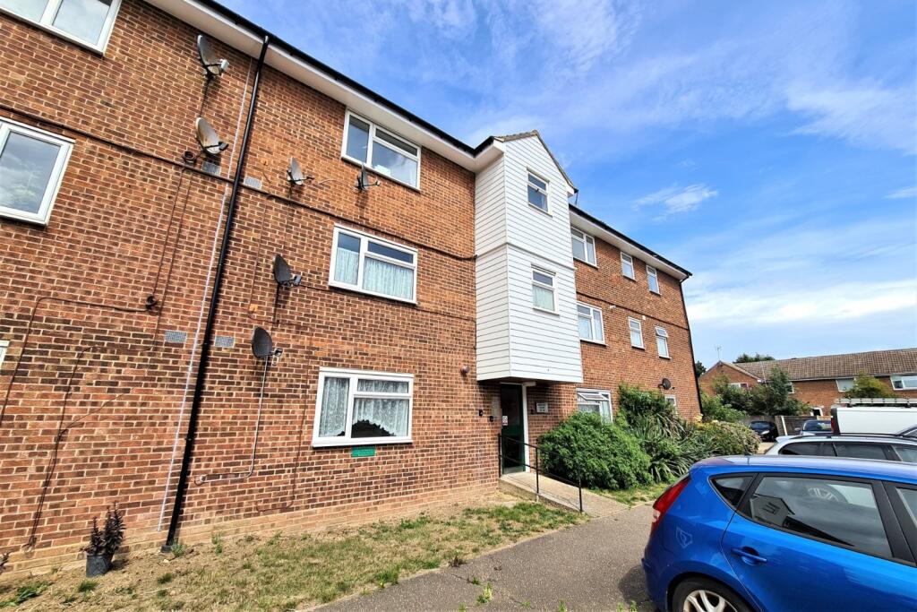 1 bed Apartment for rent in Rayleigh. From Barrett Estate & Letting Agents - Rayleigh 1 bed Apartment for rent in Rayleigh. From Barrett Estate & Letting Agents - Rayleigh