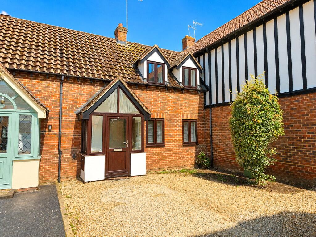 2 bed Mid Terraced House for rent in Crays Hill. From Barrett Estate & Letting Agents - Rayleigh