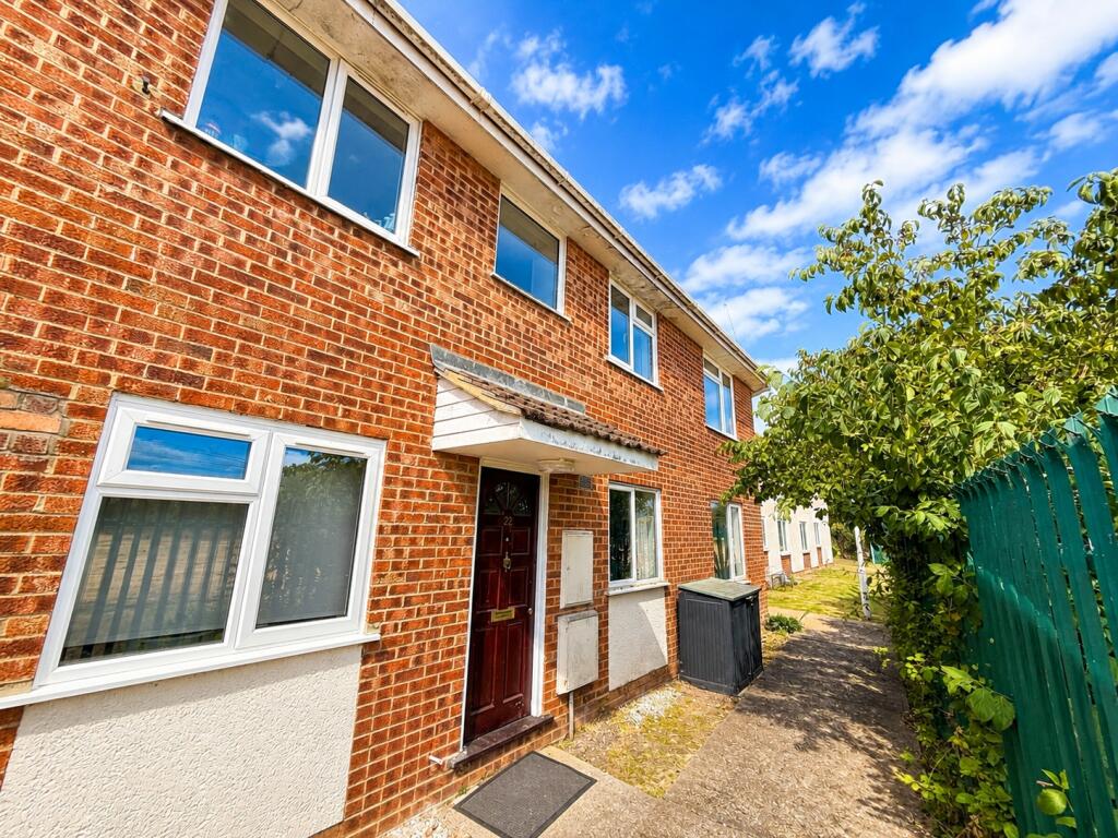 1 bed Apartment for rent in Runwell. From Barrett Estate & Letting Agents - Rayleigh