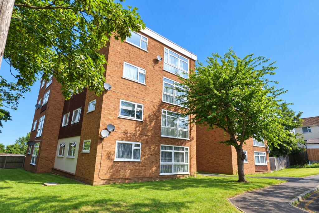 2 bed Apartment for rent in Rayleigh. From Barrett Estate & Letting Agents - Rayleigh