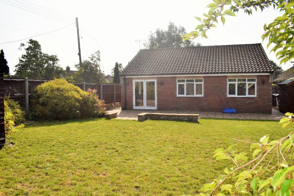 4 bed Detached bungalow for rent in Lakenheath. From baseLETS - Lakenheath