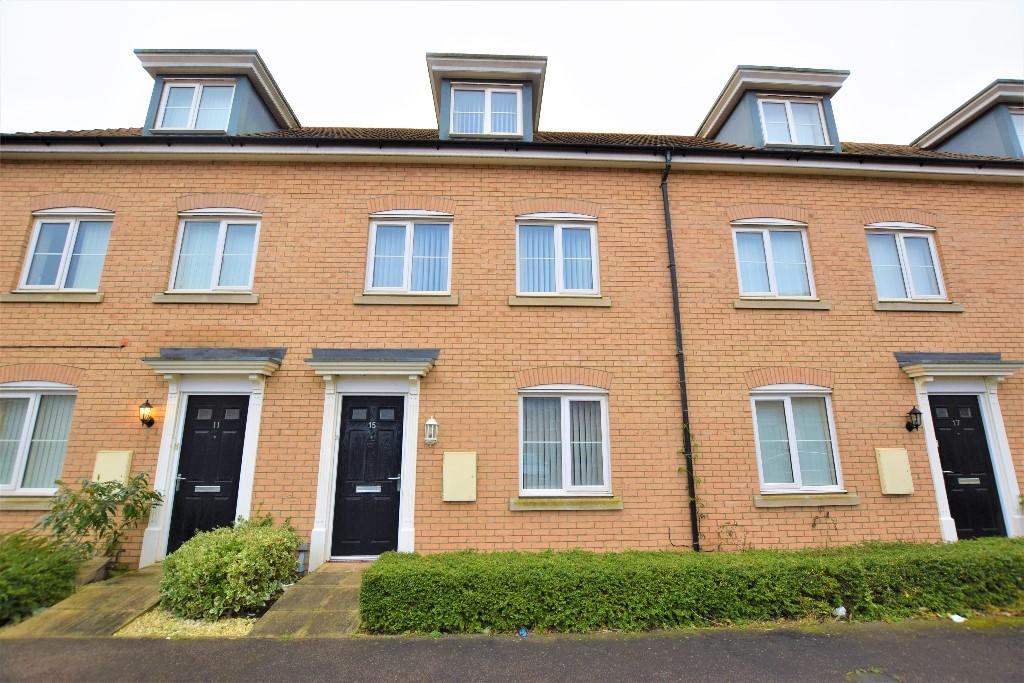 3 bed Town House for rent in Red Lodge. From baseLETS Ltd 3 bed Town House for rent in Red Lodge. From baseLETS Ltd