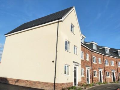 4 bed End of Terrace for rent in Red Lodge. From baseLETS Ltd