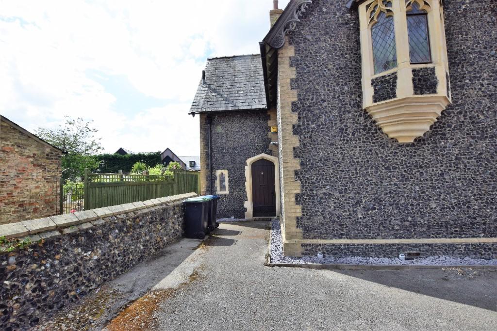 2 bed Semi Detached for rent in Soham. From baseLETS Ltd 2 bed Semi Detached for rent in Soham. From baseLETS Ltd