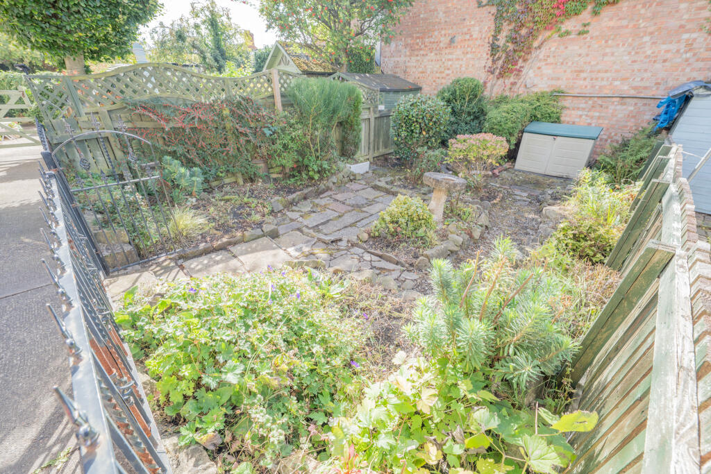 2 bed Mid Terraced House for rent in Springwell. From Belle Vue Estates - Low Fell