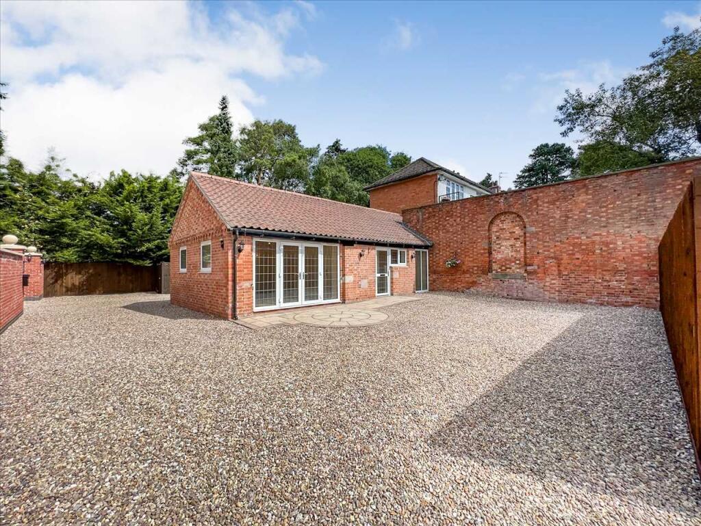 1 bed Bungalow for rent in Nottingham. From Benjamins - Keyworth