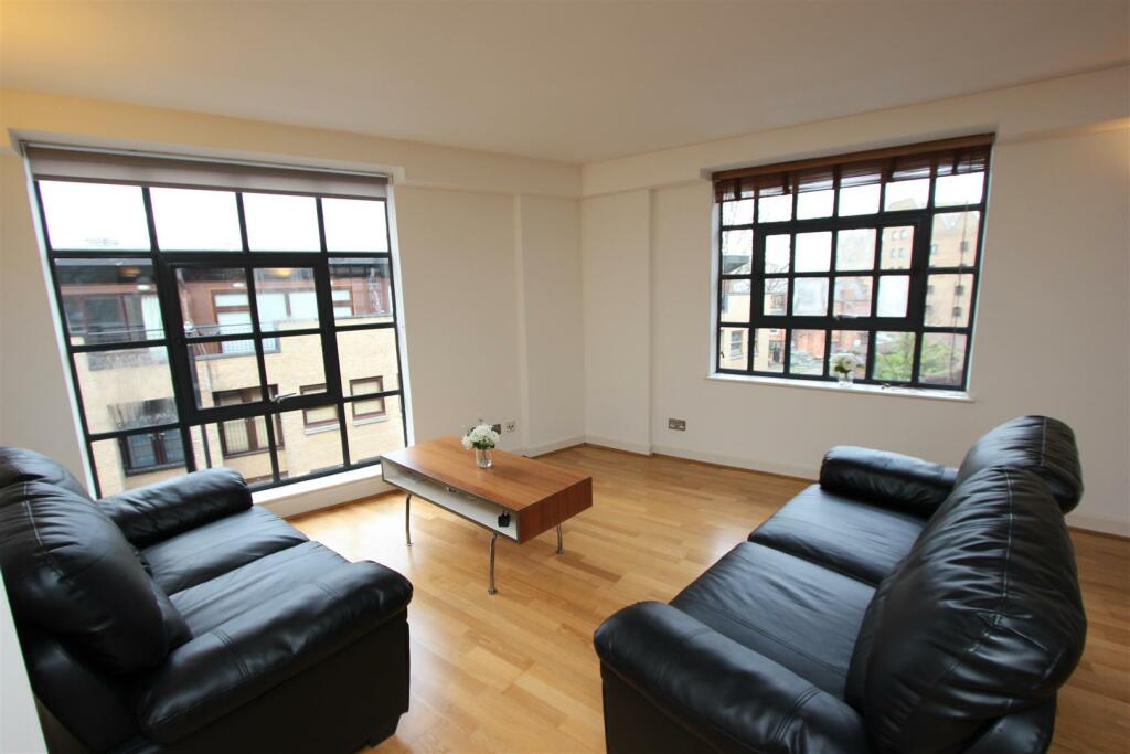 2 bed Apartment for rent in London. From ea2 Estate Agency - Wapping