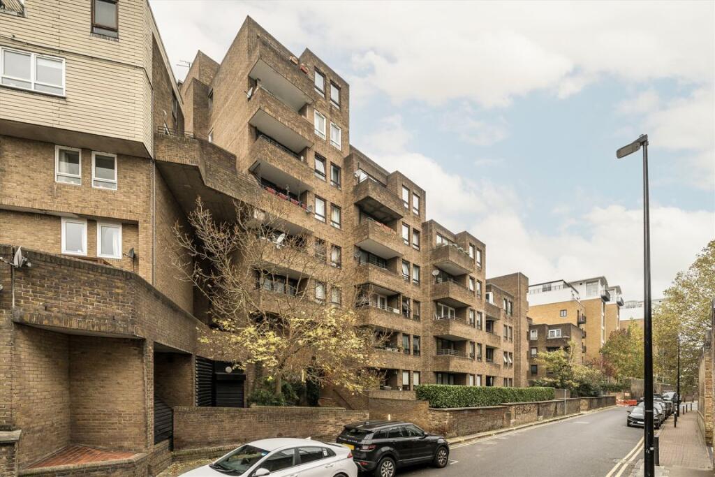 1 bed 1st Floor Flat for rent in Bermondsey. From ea2 Estate Agency - Wapping