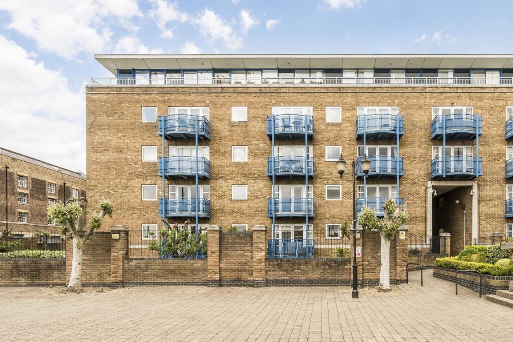 1 bed 1st Floor Flat for rent in Stepney. From ea2 Estate Agency - Wapping