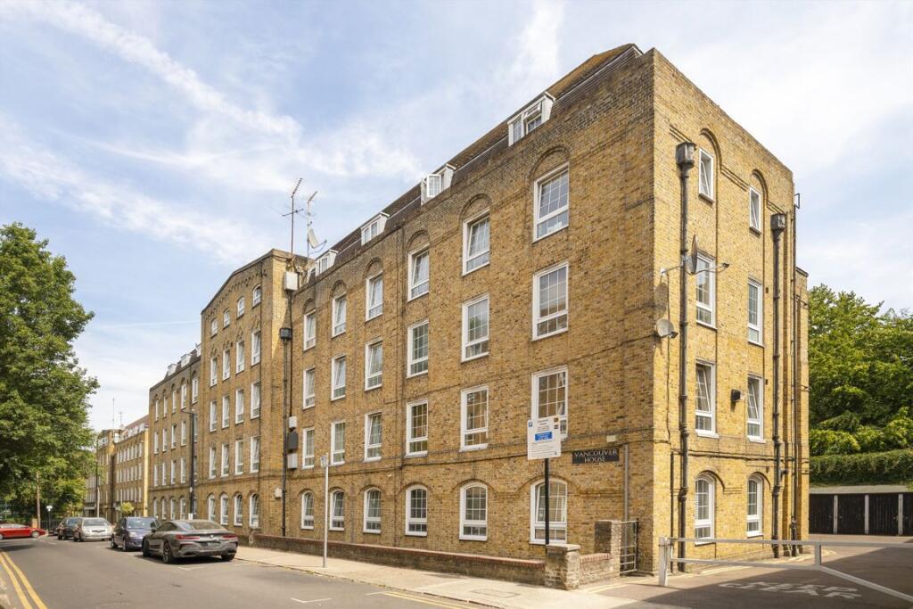2 bed 1st Floor Flat for rent in Bermondsey. From ea2 Estate Agency - Wapping 2 bed 1st Floor Flat for rent in Bermondsey. From ea2 Estate Agency - Wapping