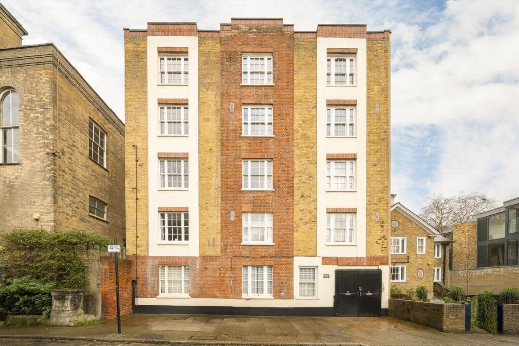 1 bed 1st Floor Flat for rent in Poplar. From ea2 Estate Agency - Wapping
