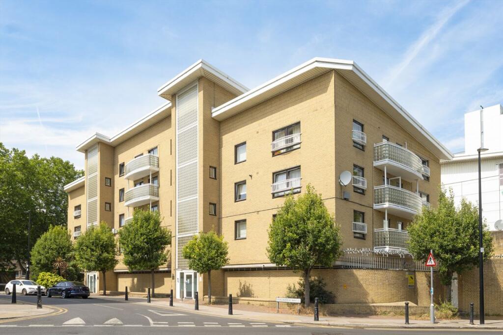 1 bed 1st Floor Flat for rent in Bermondsey. From ea2 Estate Agency - Wapping