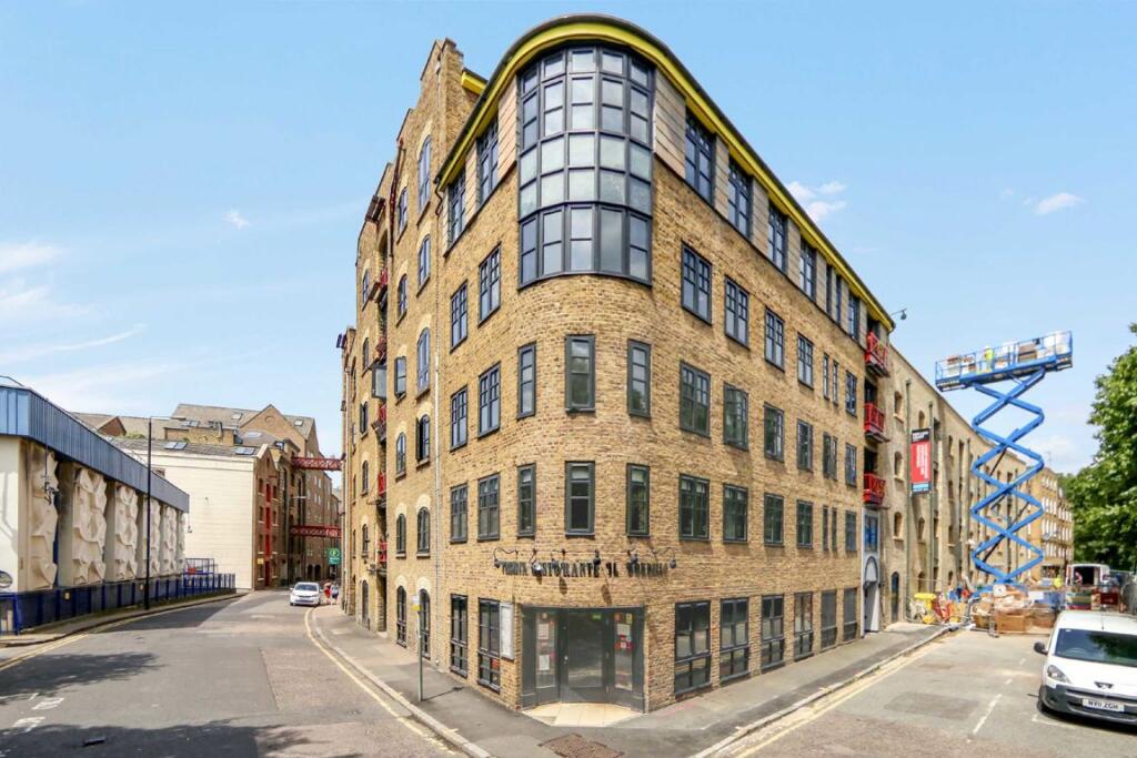 2 bed 1st Floor Flat for rent in Bermondsey. From ea2 Estate Agency - Wapping 2 bed 1st Floor Flat for rent in Bermondsey. From ea2 Estate Agency - Wapping
