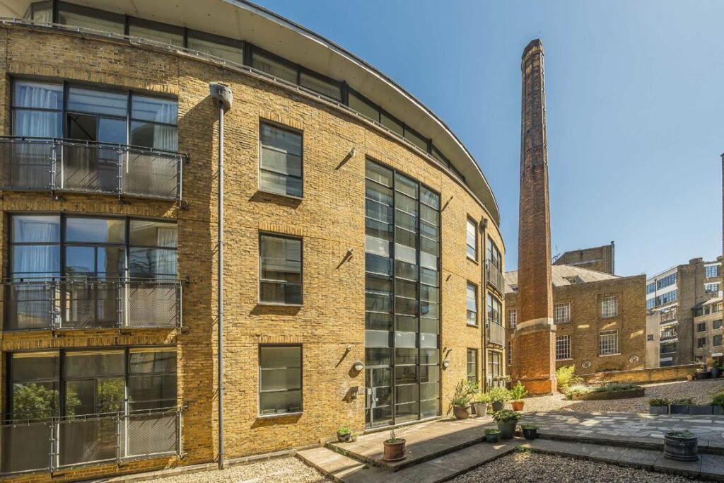 2 bed 1st Floor Flat for rent in Stepney. From ea2 Estate Agency - Wapping 2 bed 1st Floor Flat for rent in Stepney. From ea2 Estate Agency - Wapping