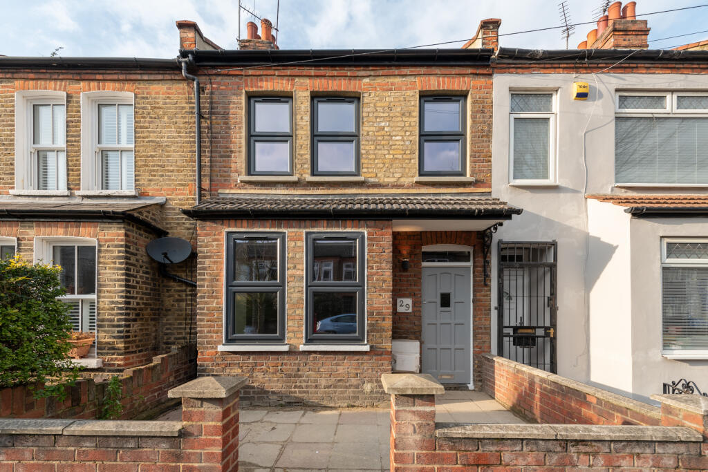 4 bed Mid Terraced House for rent in Walthamstow. From Eastbank Studios Ltd - London - Sales 4 bed Mid Terraced House for rent in Walthamstow. From Eastbank Studios Ltd - London - Sales