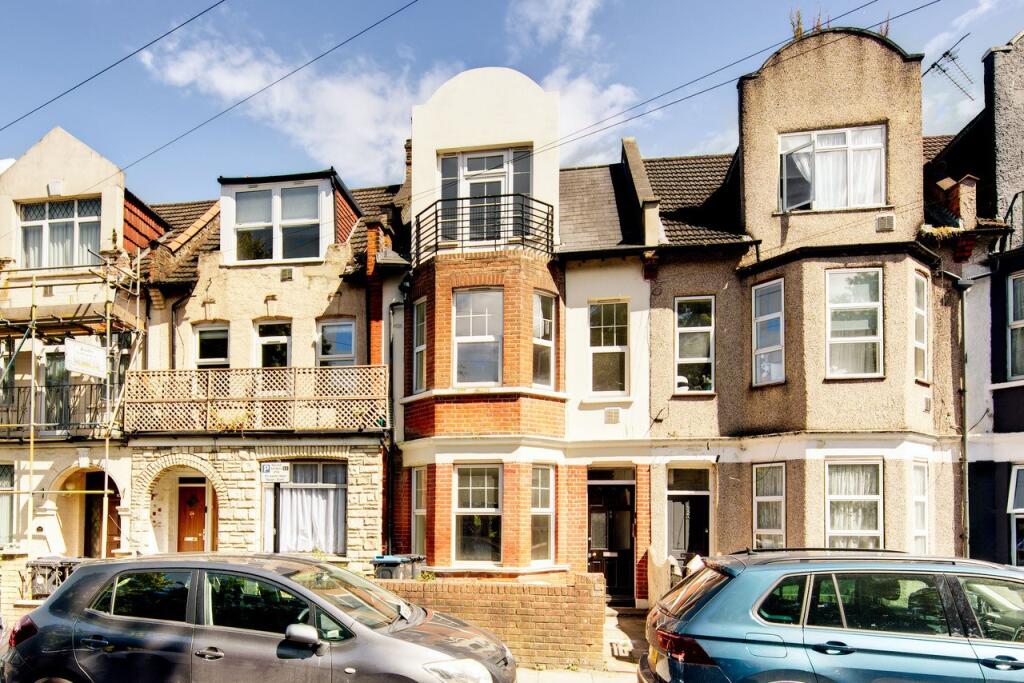 2 bed 1st Floor Flat for rent in Edmonton. From Eastbank Studios Ltd - London - Sales