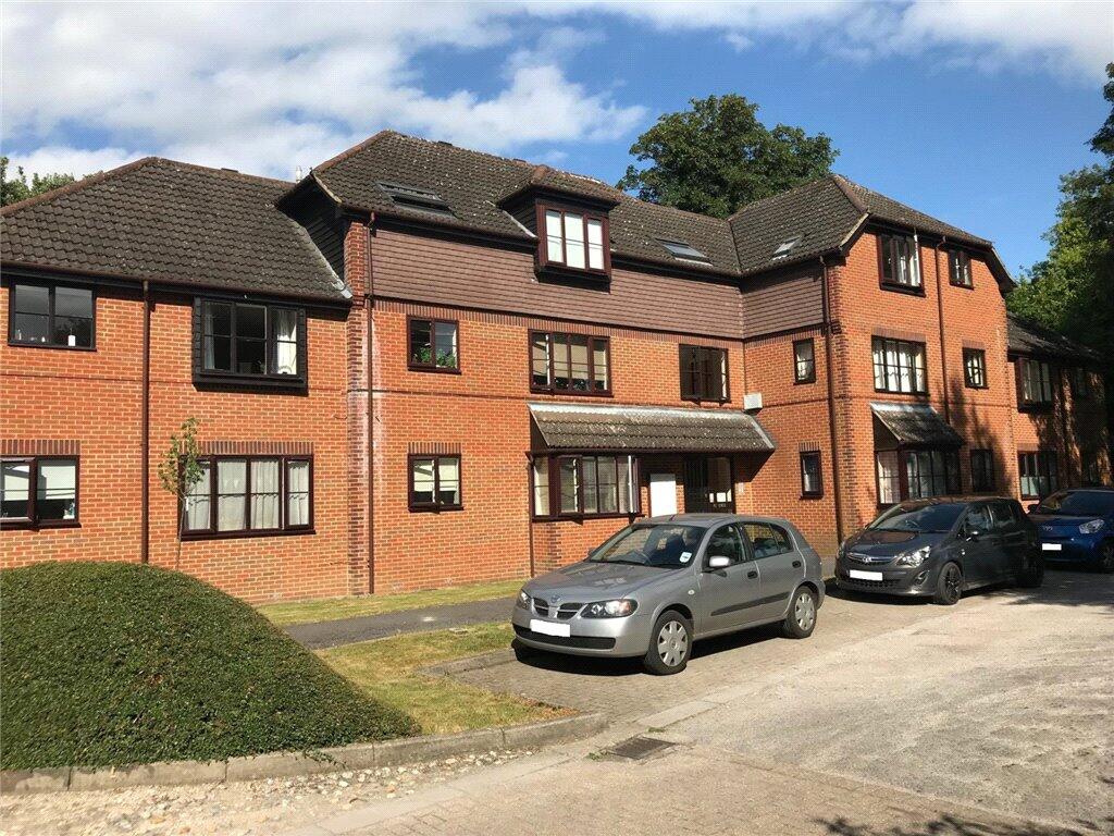 2 bed 1st Floor Flat for rent in Dorking. From Eastons Ltd - Epsom