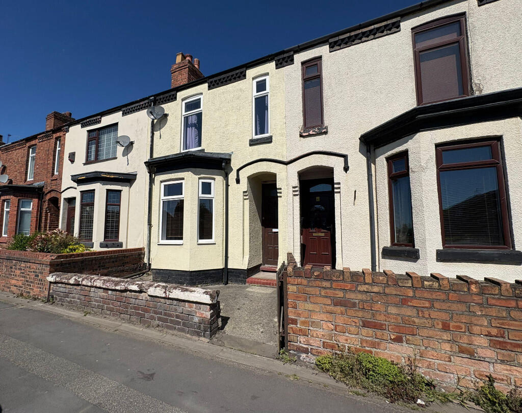 2 bed Mid Terraced House for rent in Burtonwood. From Easylet Residential Ltd - Warrington