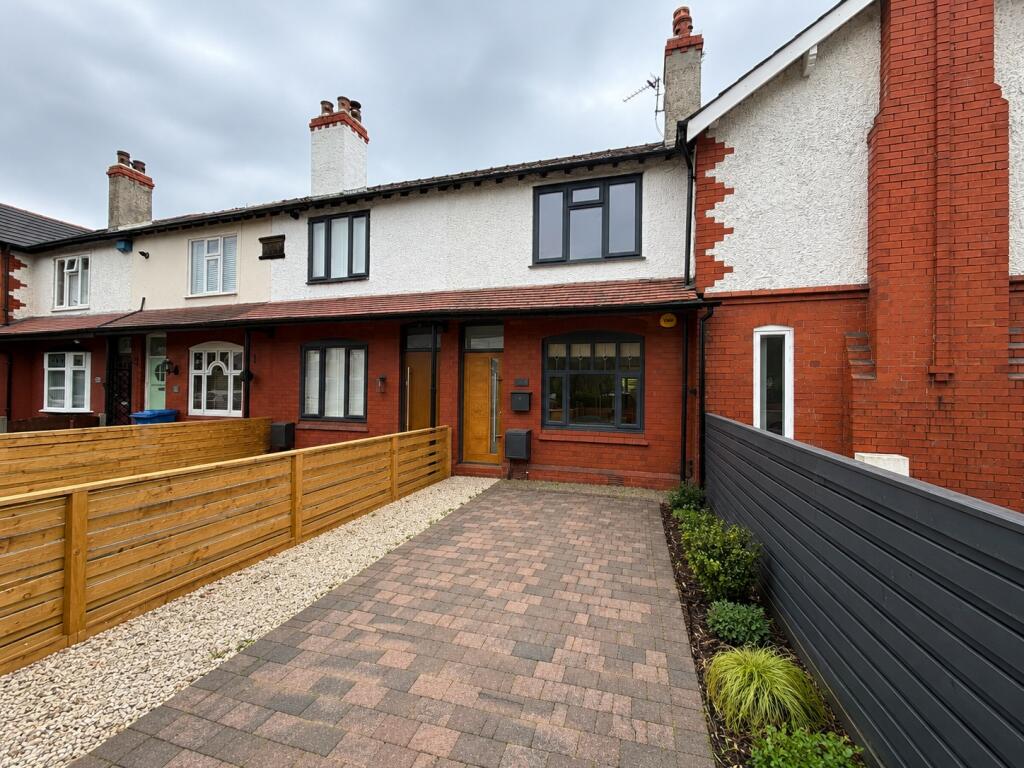 2 bed Mid Terraced House for rent in Warrington. From Easylet Residential Ltd - Warrington
