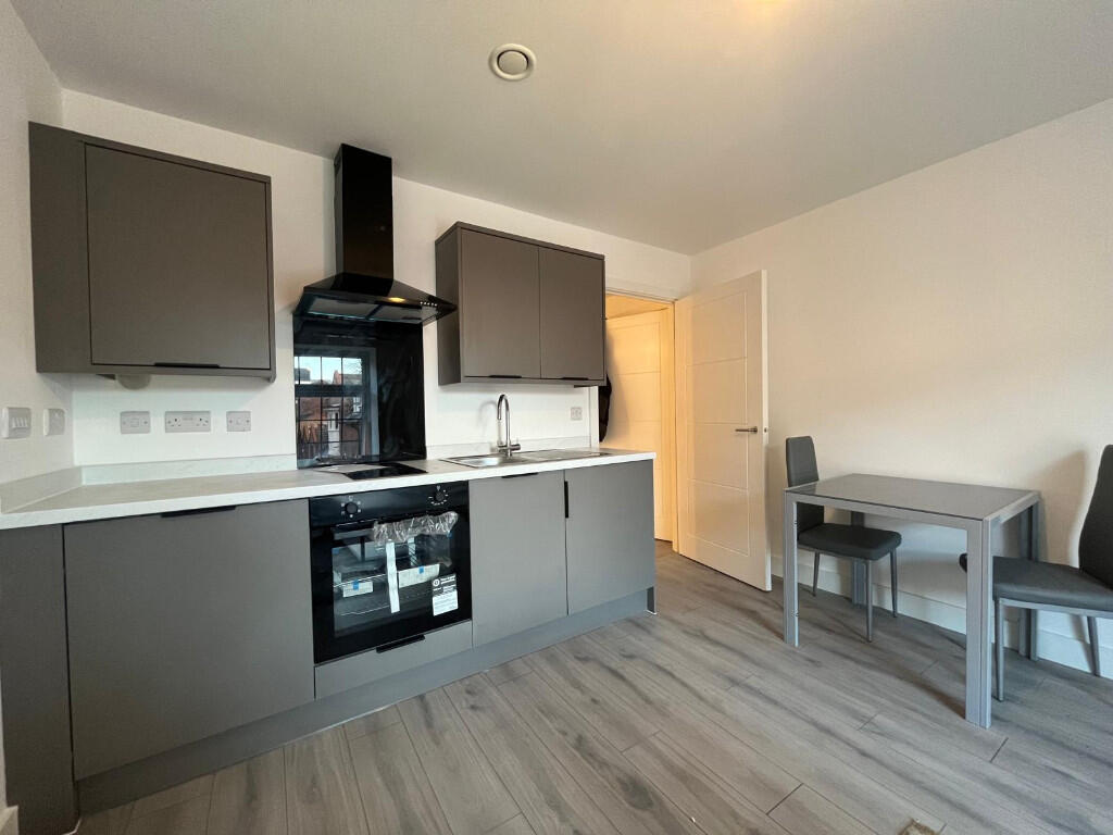 2 bed Apartment for rent in Warrington. From Easylet Residential Ltd - Warrington