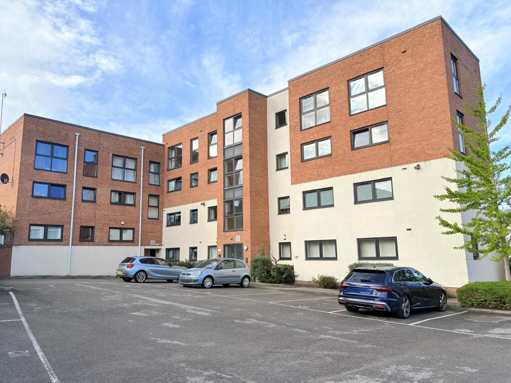 2 bed 1st Floor Flat for rent in Liverpool. From Easylet Residential Ltd - Warrington