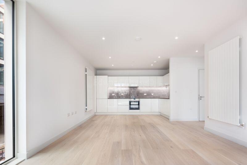 2 bed Apartment for rent in Woolwich. From Edward Chase - Ilford