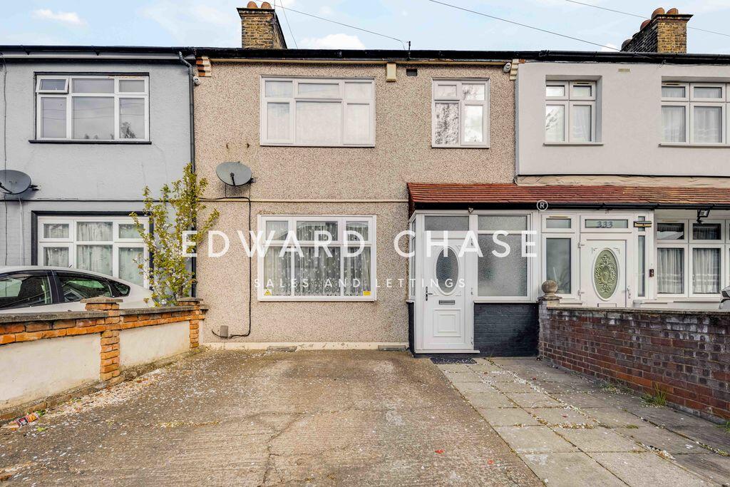 3 bed Mid Terraced House for rent in Ilford. From Edward Chase - Ilford
