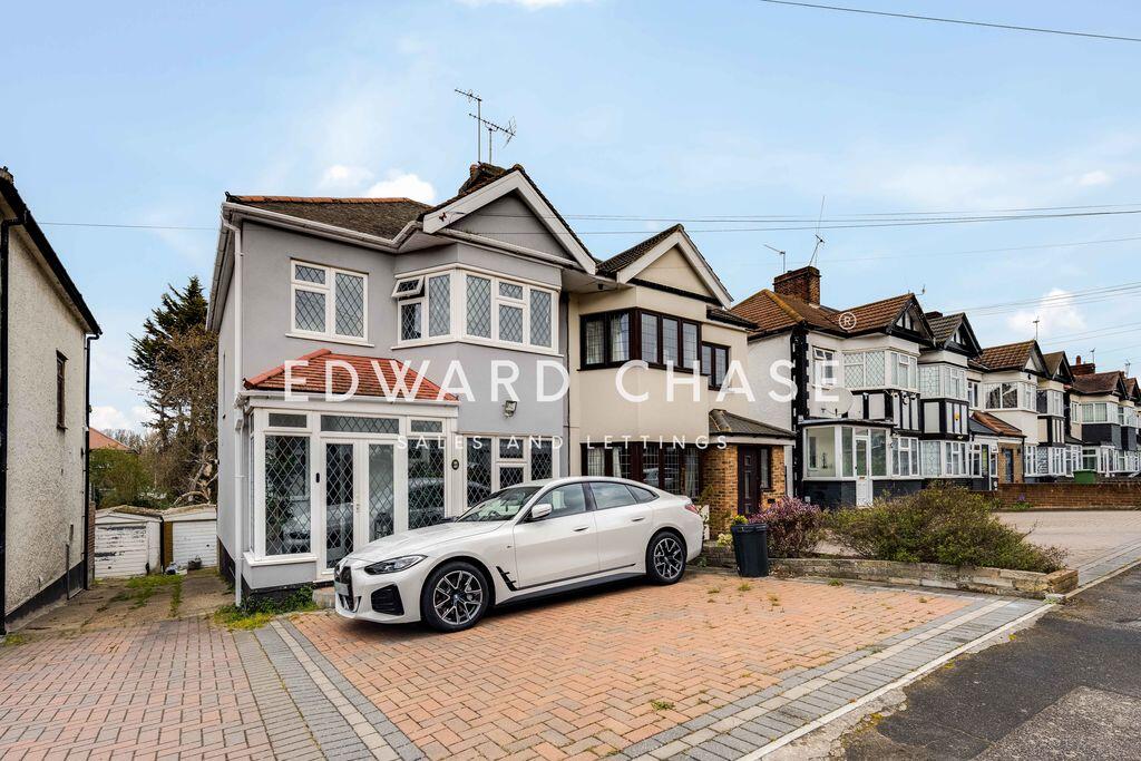 4 bed Semi Detached for rent in Woodford. From Edward Chase - Ilford