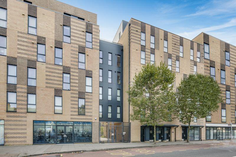 1 bed Apartment for rent in Ilford. From Edward Chase - Ilford