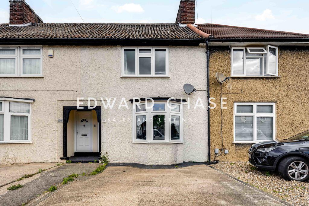 2 bed Mid Terraced House for rent in Dagenham. From Edward Chase - Ilford