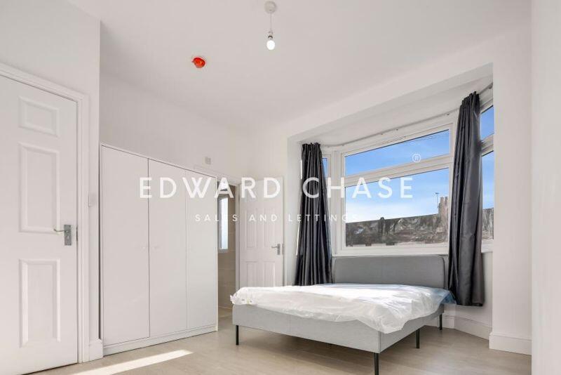 4 bed House Share for rent in Ilford. From Edward Chase - Ilford