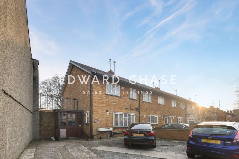 3 bed Semi Detached for rent in Ilford. From Edward Chase - Ilford