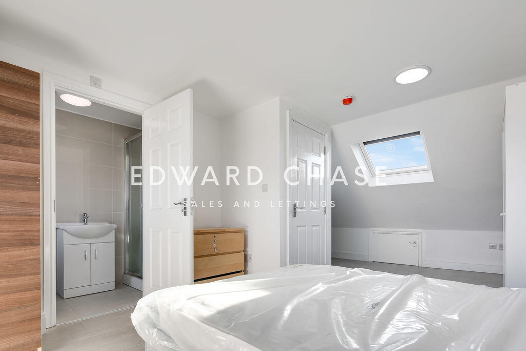 4 bed HMO for rent in Ilford. From Edward Chase - Ilford 4 bed HMO for rent in Ilford. From Edward Chase - Ilford