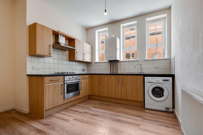 1 bed 1st Floor Flat for rent in Barking. From Edward Chase - Ilford